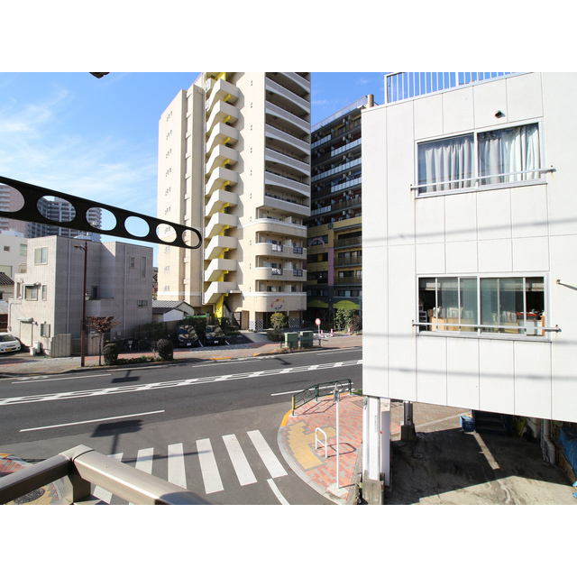 アンプルールフェールイル・ヴィラージュ301号室 201からの眺め