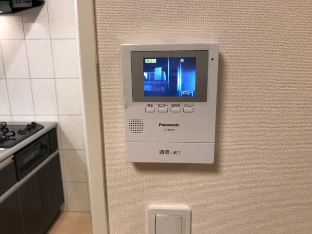 サンセットみずき202号室 カメラ付インターホン