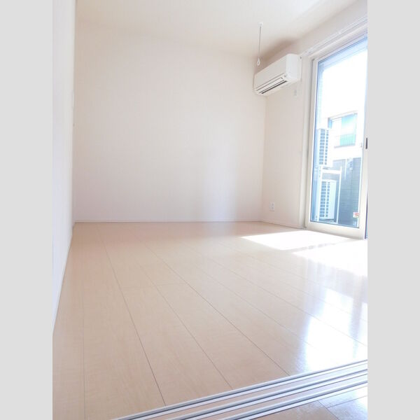 ローズスクエア府中 リビング