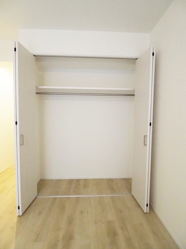 レジディア世田谷弦巻 収納