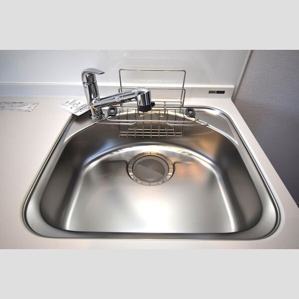 ルチェ・ソラーレ203号室 キッチン水栓