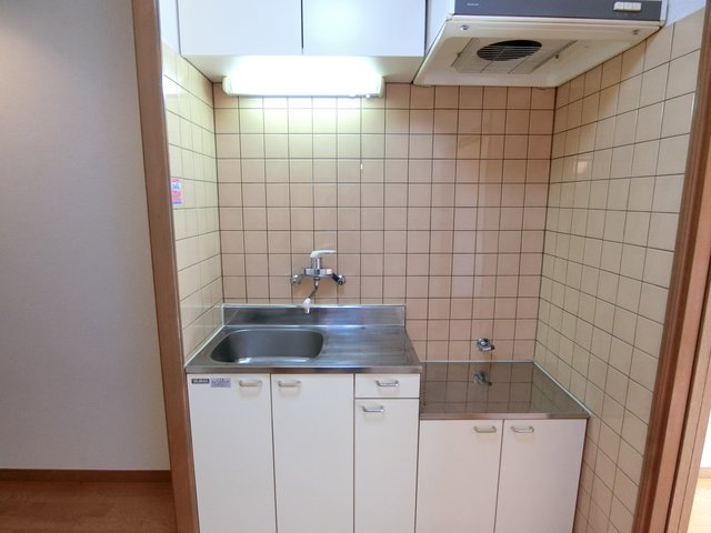 ドミール鷹ノ台0201号室 キッチン