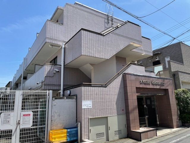 スカイコート西荻窪1階 外観です