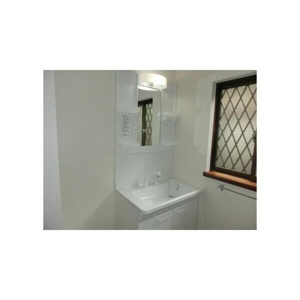 柏市酒井根3丁目貸家 洗面