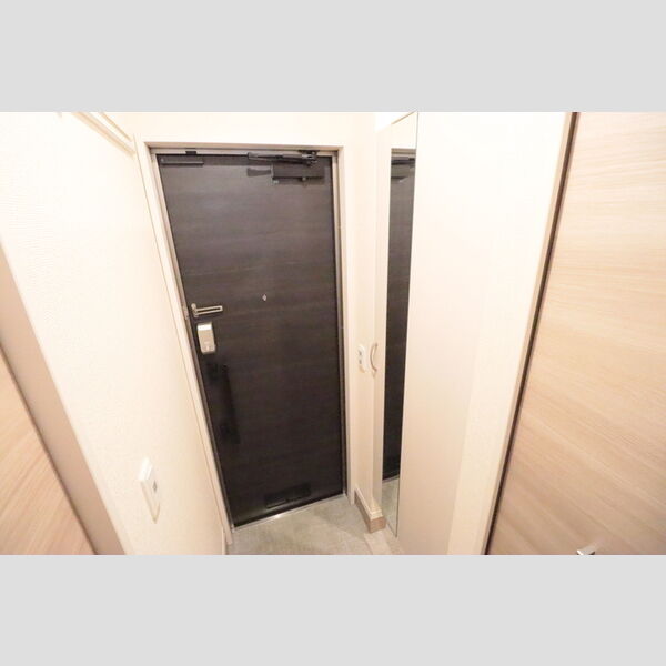 AZURE101号室 玄関