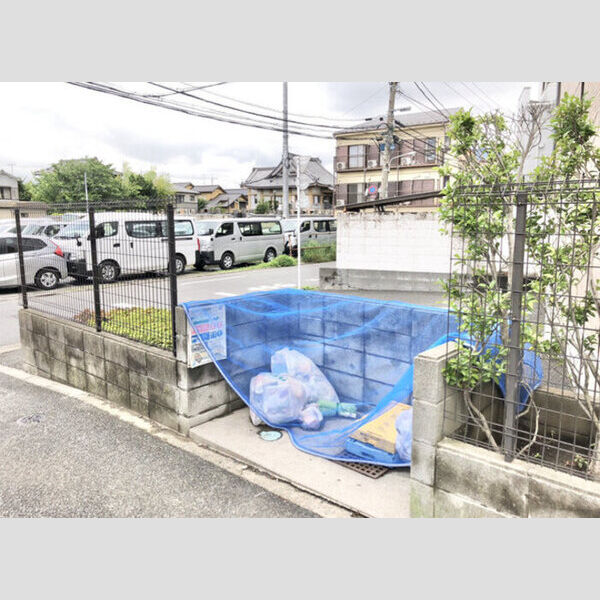ARAKISS　PLAZA ごみ置き場