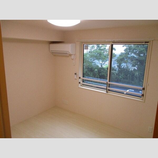 袖ヶ浦ヒルサイドレジデンス　B棟201号室 居室