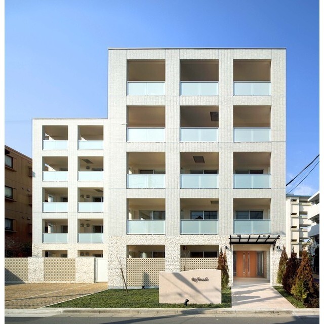 レフィナード205号室 外観