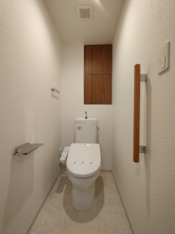 クレイシア板橋本町5階 トイレ