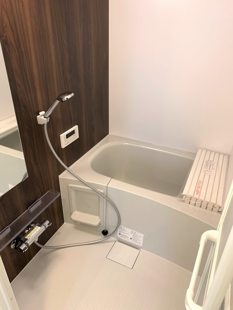 Ｋｒａｓｓｙ湘南羽鳥0101号室 お風呂