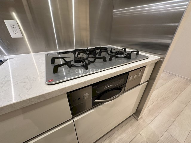 ブランズ愛宕虎ノ門2階 グリル付き2.5帖の幅広キッチン