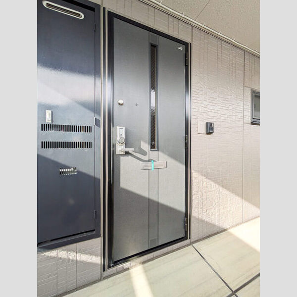 プルミエール相模原 玄関