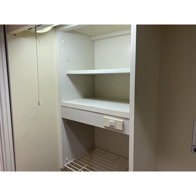 ソレイユみなづき0206号室 キッチン上収納