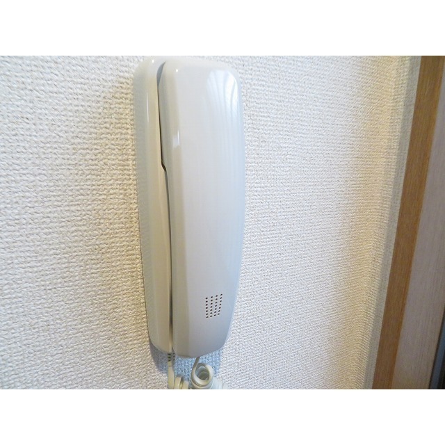 ＡＭＭＳ　ＯＫＡＭＵＲＡA103号室 インターホン