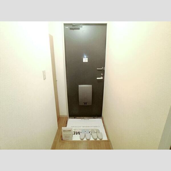 ・　グレイス 玄関