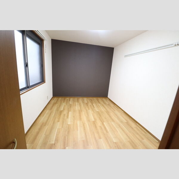 アバンサール201号室 洋室