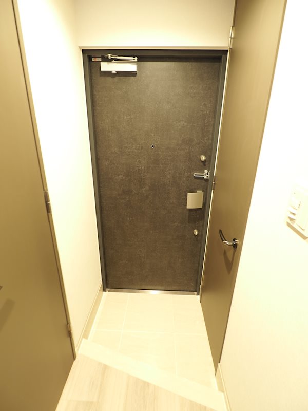 ドゥーエ日暮里1階 玄関