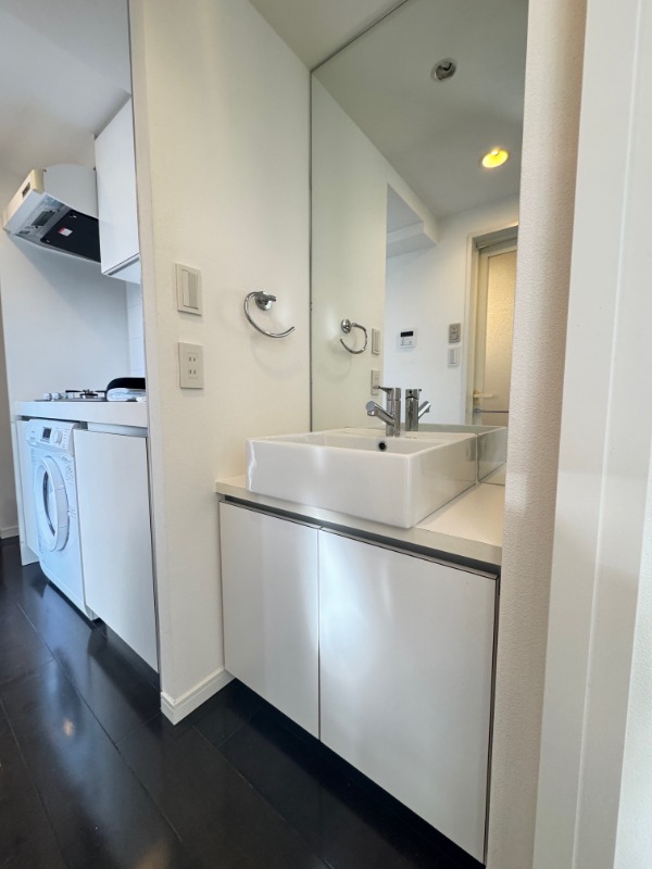 レジディア恵比寿Ⅲ4階 同建物別部屋の参考画像