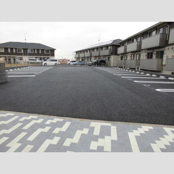 アグレアーブル 駐車場