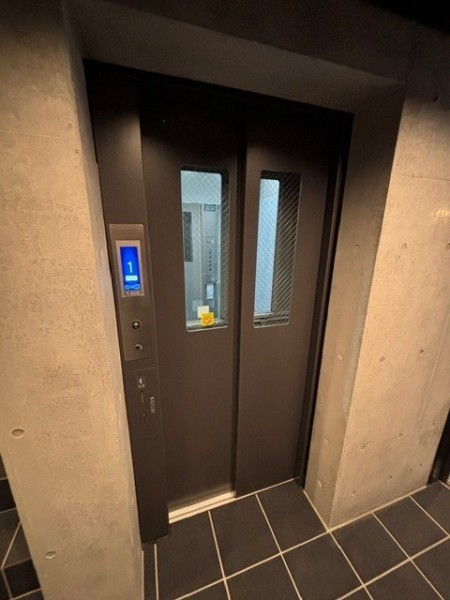 ＥＸＡＭ　ＡＫＡＳＡＫＡ1階 部屋その他