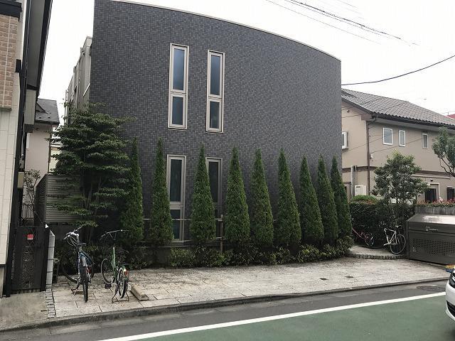 パラディ成城2階 外観