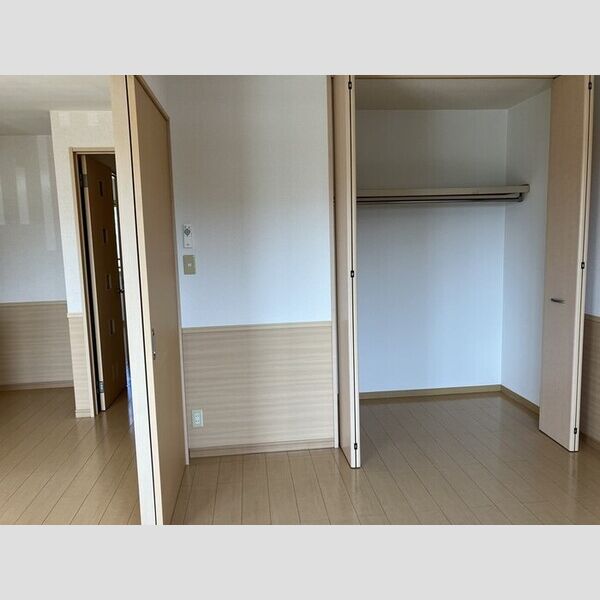 フレスカ202号室 洋室①