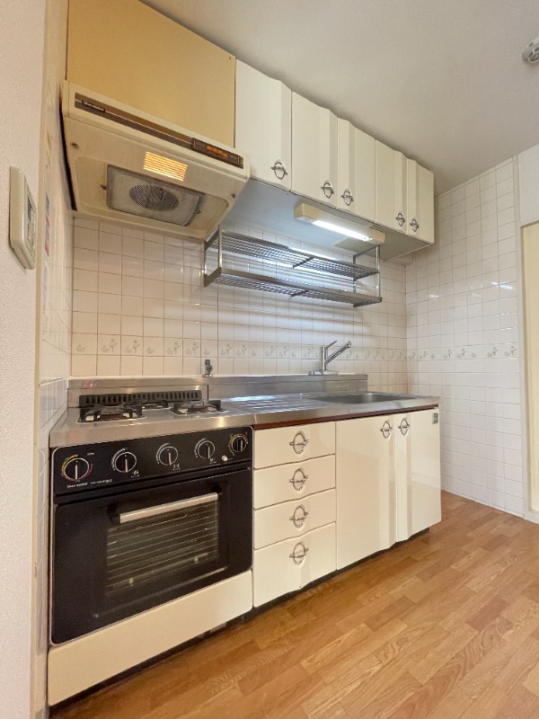 グローリア初穂久が原 キッチン