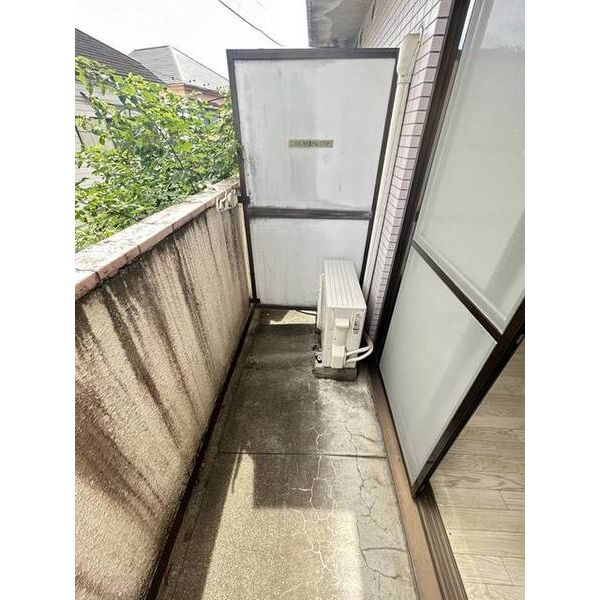 メゾン・ド・セヴェールNO.1 バルコニー