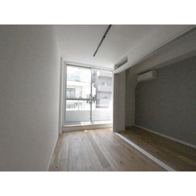 オーパスホームズ芝公園 リビング