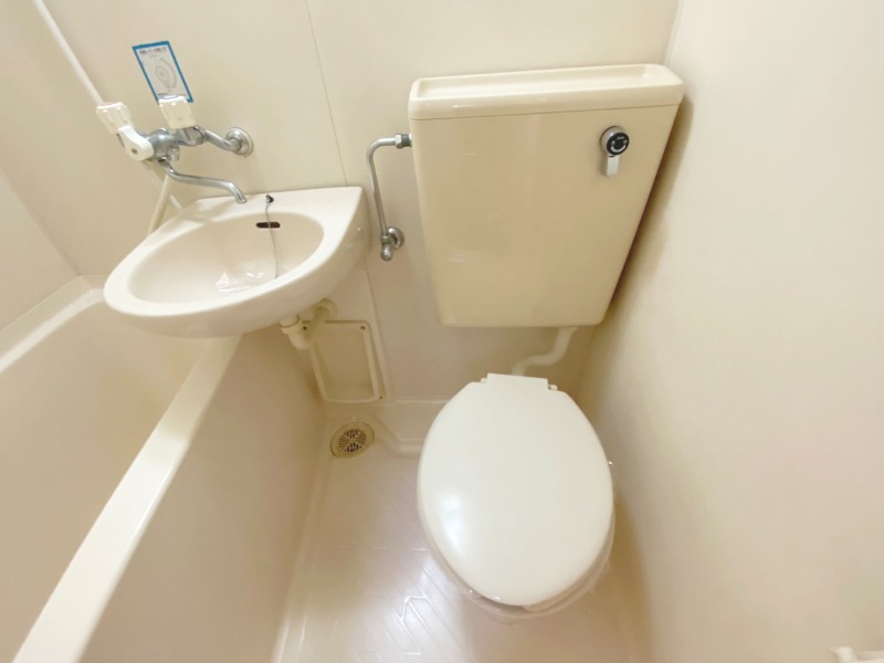 ガーデンハイツハクホウ 写真別号室（同間取り）