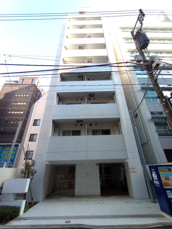 クレイシア新宿御苑前の外観画像