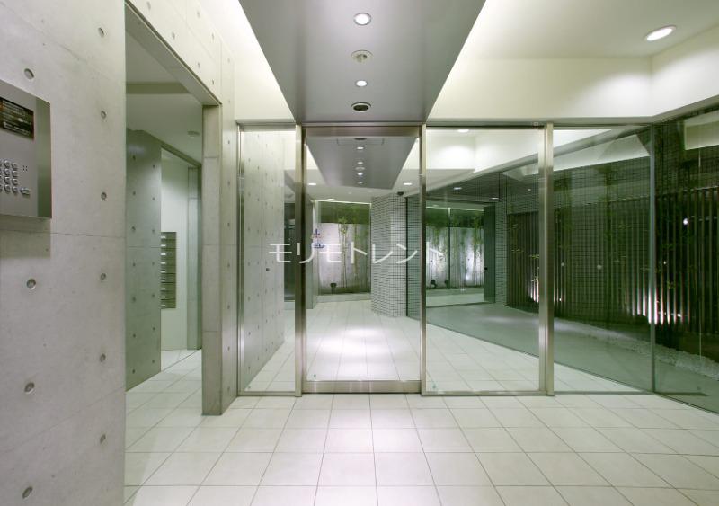 カスタリア菊川2階 エントランス