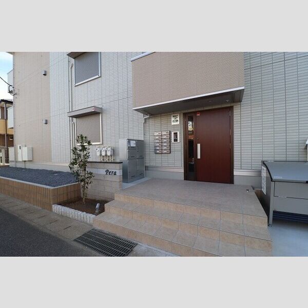 Pera205号室 エントランス