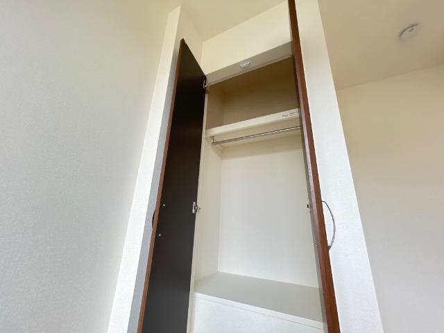 クレリア202号室 収納