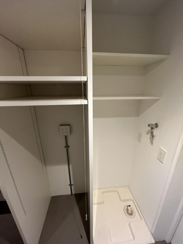 G APARTMENT2階 玄関