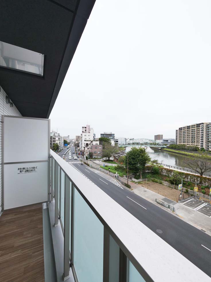 Mind Shimurasakaue5階 内観