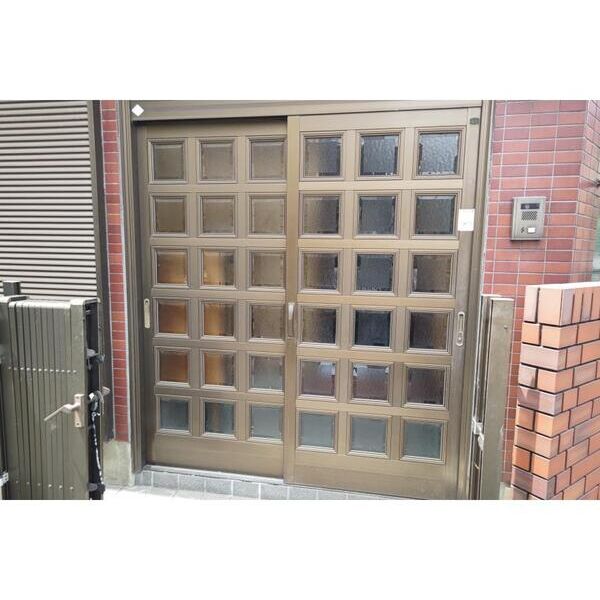 蕨市南町4丁目貸家 エントランス