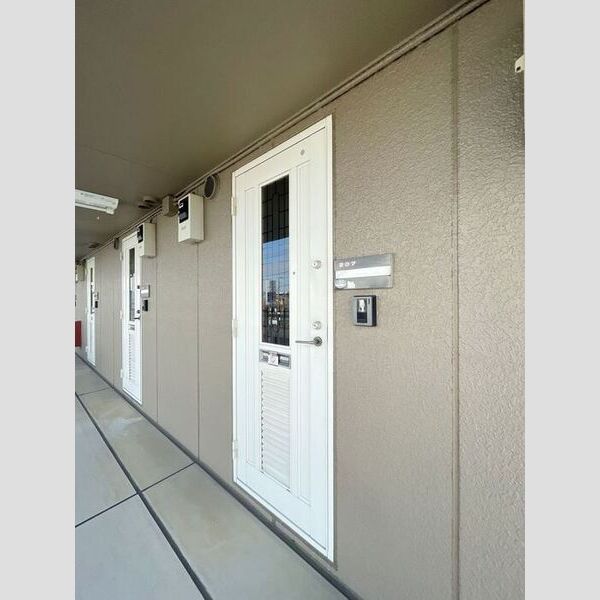 セジュール東川口 玄関ドア