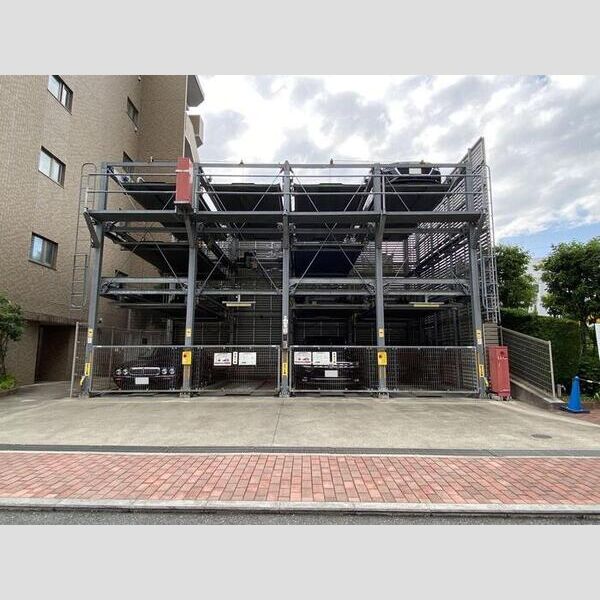 Hill Flat Osaki116号室 駐車場