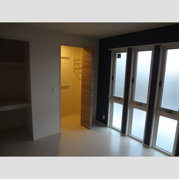 カラット ワンステップクローゼット