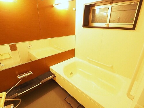 ライオンズ多摩センター　翠彩の杜 換気窓付き1620サイズのユニットバス