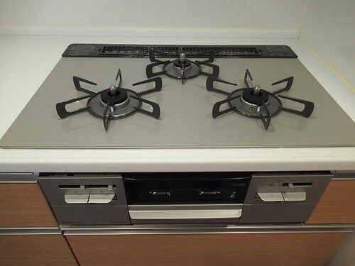 ライオンズ稲毛マスターマークス ３口ガスコンロ