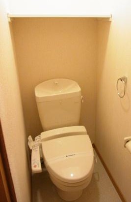 レオパレスエストゥベンダ209号室 温水洗浄便座付き