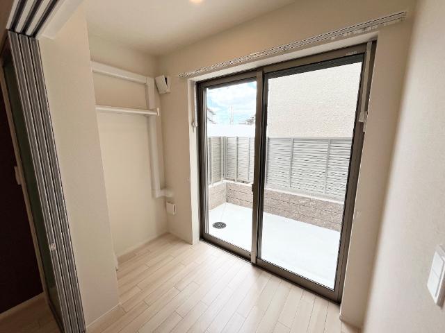 ナチュラル　ライズ101号室 インナーテラス（イメージ）