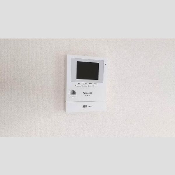 セレスティア北小岩201号室 TVインターホン