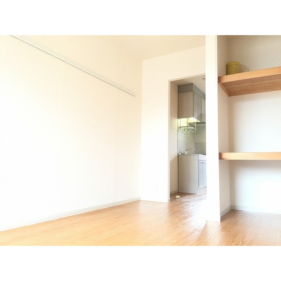 ディアス高野台0202号室 リビング