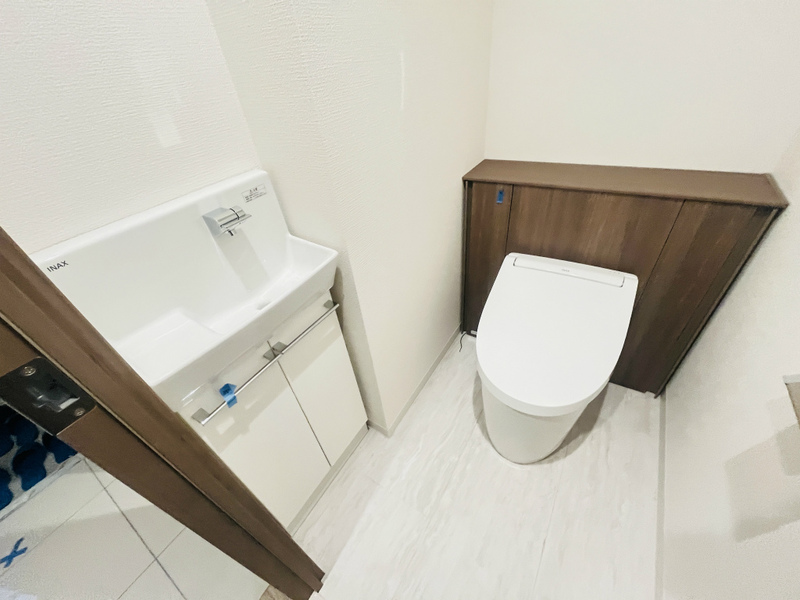 THE MAYFAIR2階 トイレ