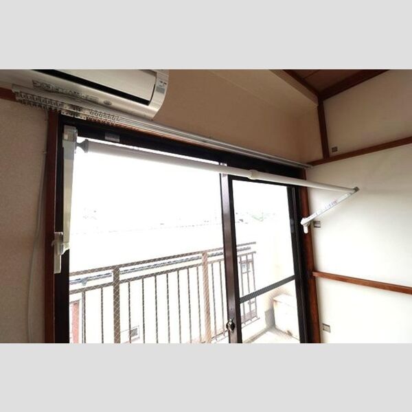 レジデンス八木301号室 室内物干し