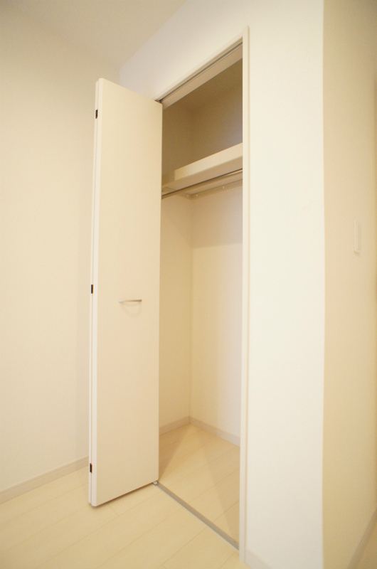 リブリ・湘南海岸2階 収納