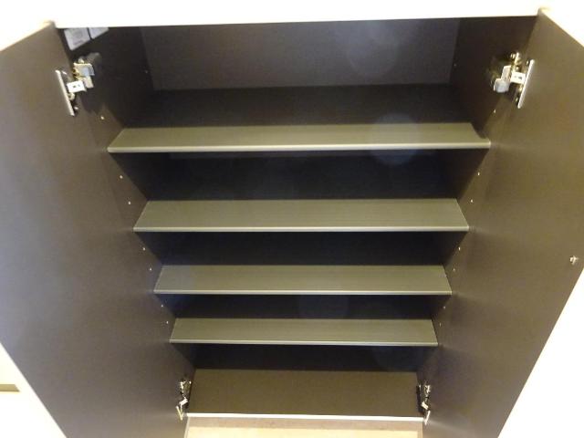 ラポール　イシイ 下駄箱